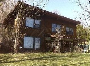 55 Gidley Rd, Pleasant Valley, NY 12569