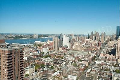 4th image of 350 W 42nd St APT 45D