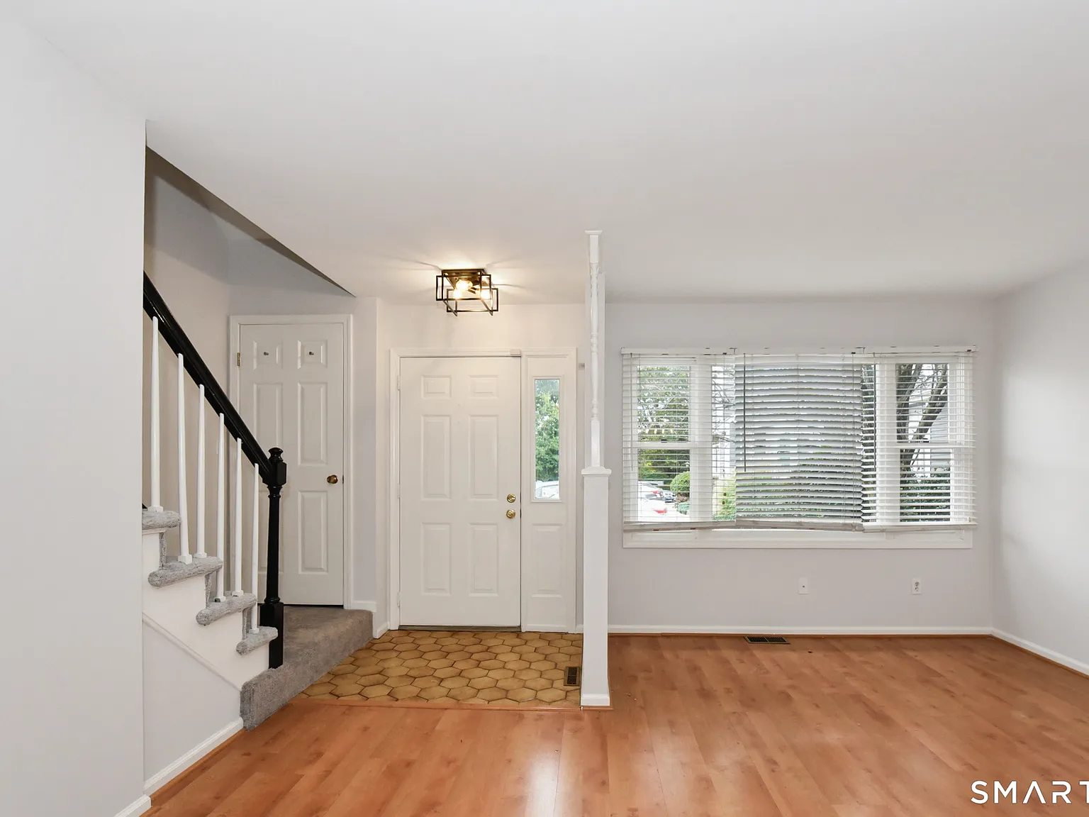 2 bed, 2.5 bath, 2079 sqft, $3,200 — Photo 3
