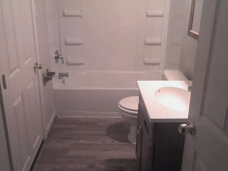 1227 Stevens Ave — Photo 4