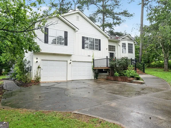 5303 Greenway Dr, Villa Rica, GA 30180