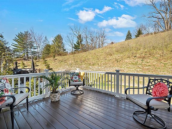 4th image of 107 Lindana Ct