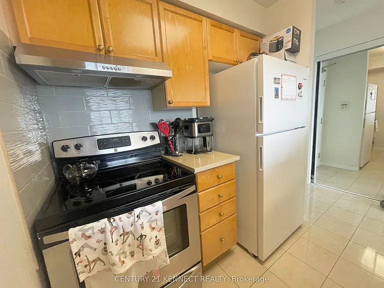 8 Hillcrest Ave #1810 — Photo 6