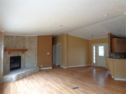 3rd image of 3110 Cottonwood St