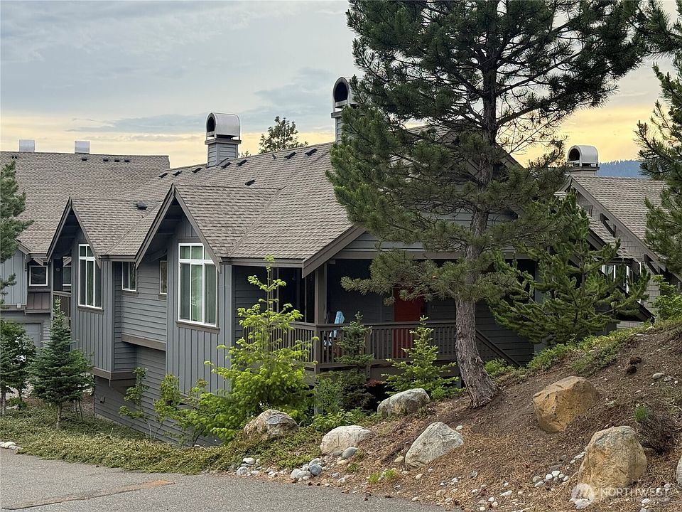 1st image of 21 Raintree Lane #2