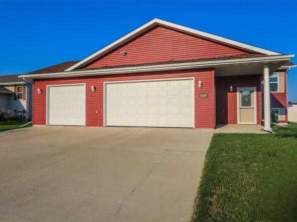 2109 S Merton St, Aberdeen, SD 57401