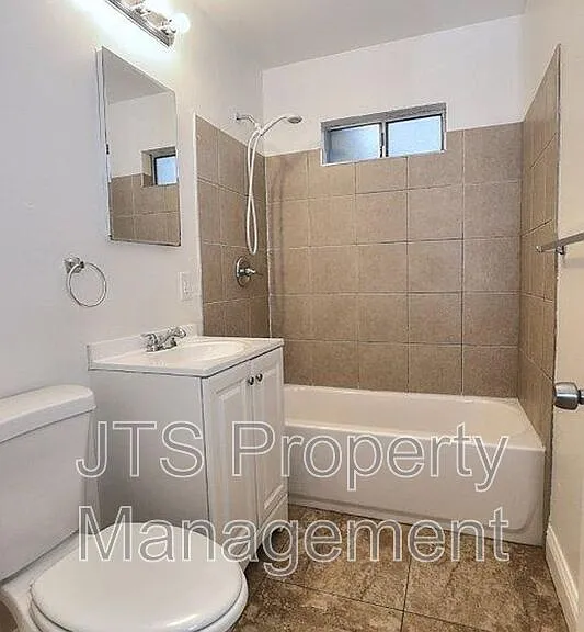 5302 Gordon Dr — Photo 15