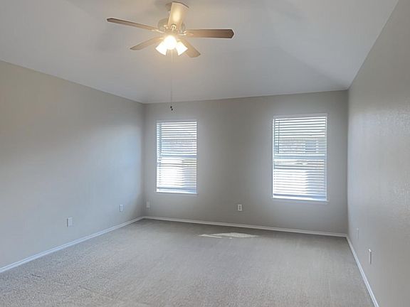 2nd image of 933 Crowder Dr #66