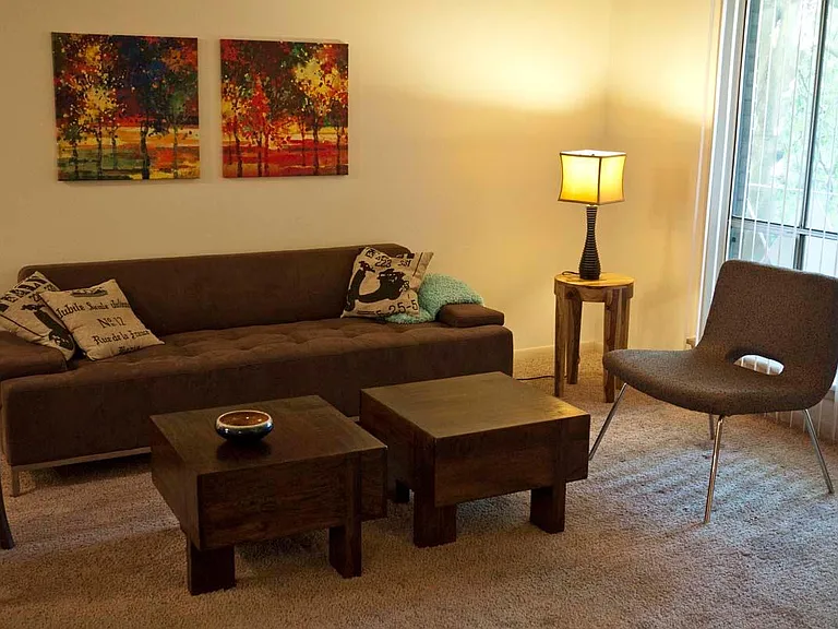4007 Saint Charles Ave #214 — Photo 8