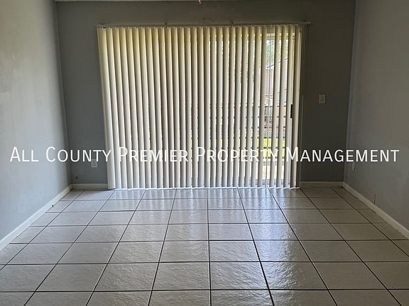 3rd image of 5231 Via Hacienda Cir APT 219