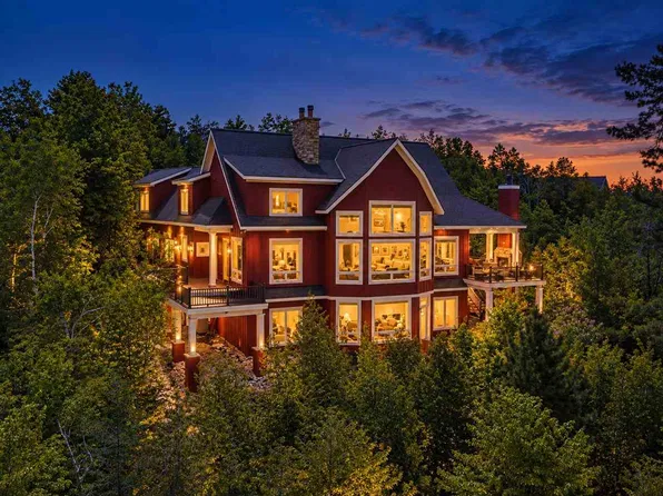 1145 Grand Rdg, Petoskey, MI 49770