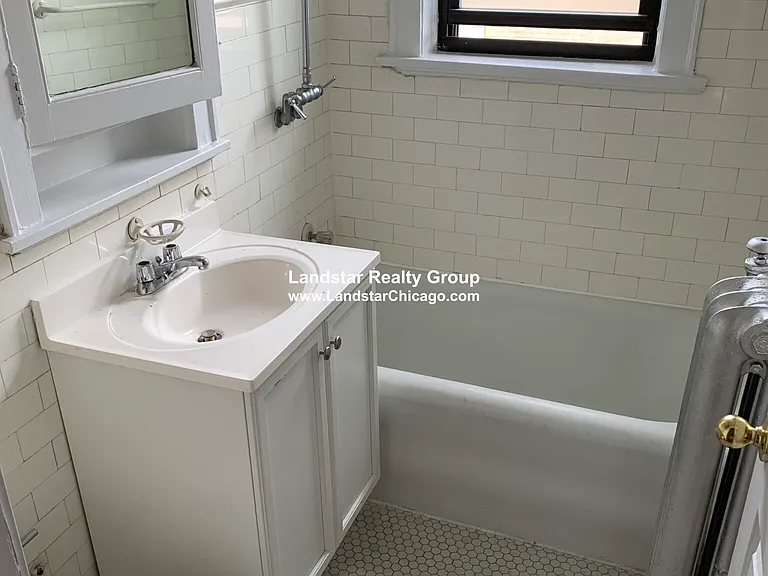 4521 N Paulina St #3B — Photo 7