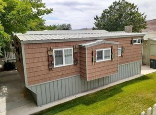 26 Cottonwood Ln, Hurricane, UT 84737