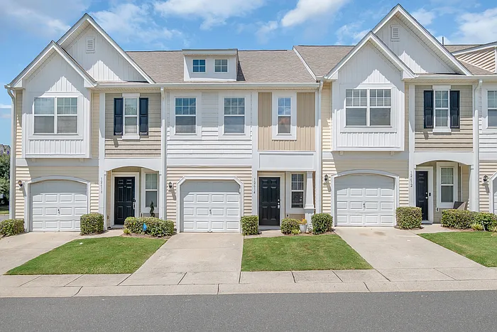12614 Persimmon Tree Dr
