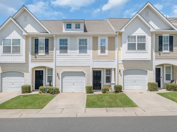 12614 Persimmon Tree Dr, Charlotte, NC 28273