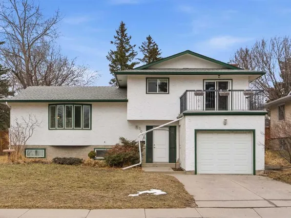 5048 SW Dalhart Rd NW, Calgary, AB T3A 1V8
