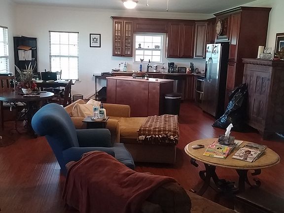 apt living/kitchen view