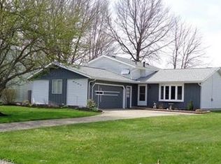 6936 Pitts Blvd, North Ridgeville, OH 44039