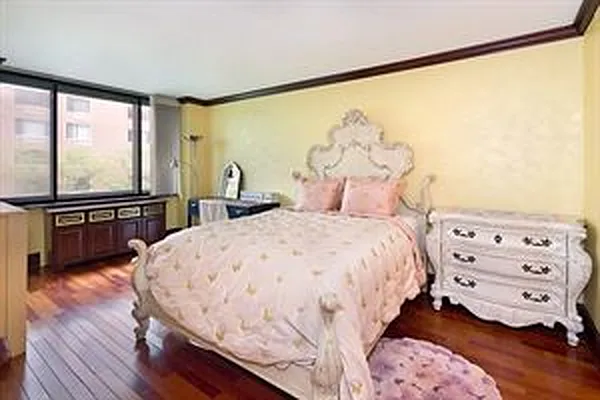 Sold by Douglas Elliman | media 13