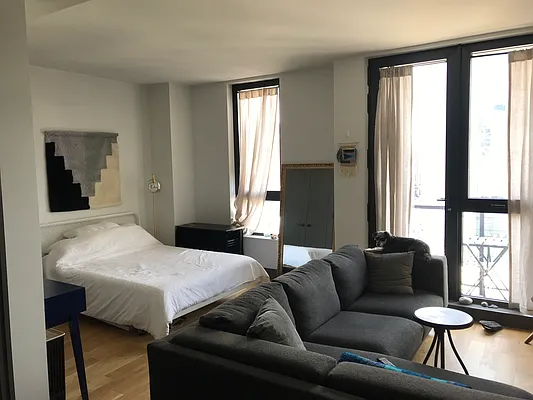 Rented by The KCI Group | media 2