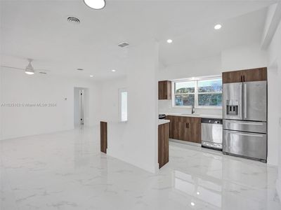 1221 SE 10th St, Deerfield Beach, FL, 33441