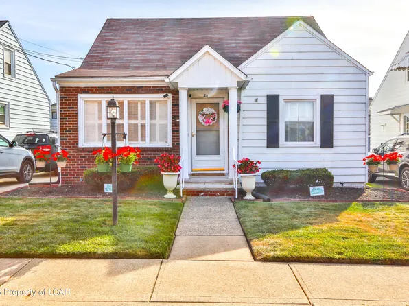 34 Seminary Pl, Forty Fort, PA 18704