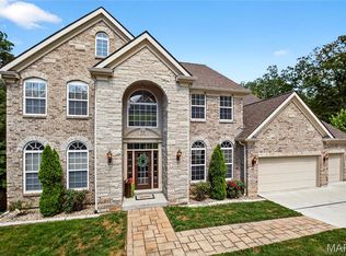 2657 Forest Glen Dr, Pacific, MO 63069