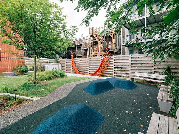 1st Street Park