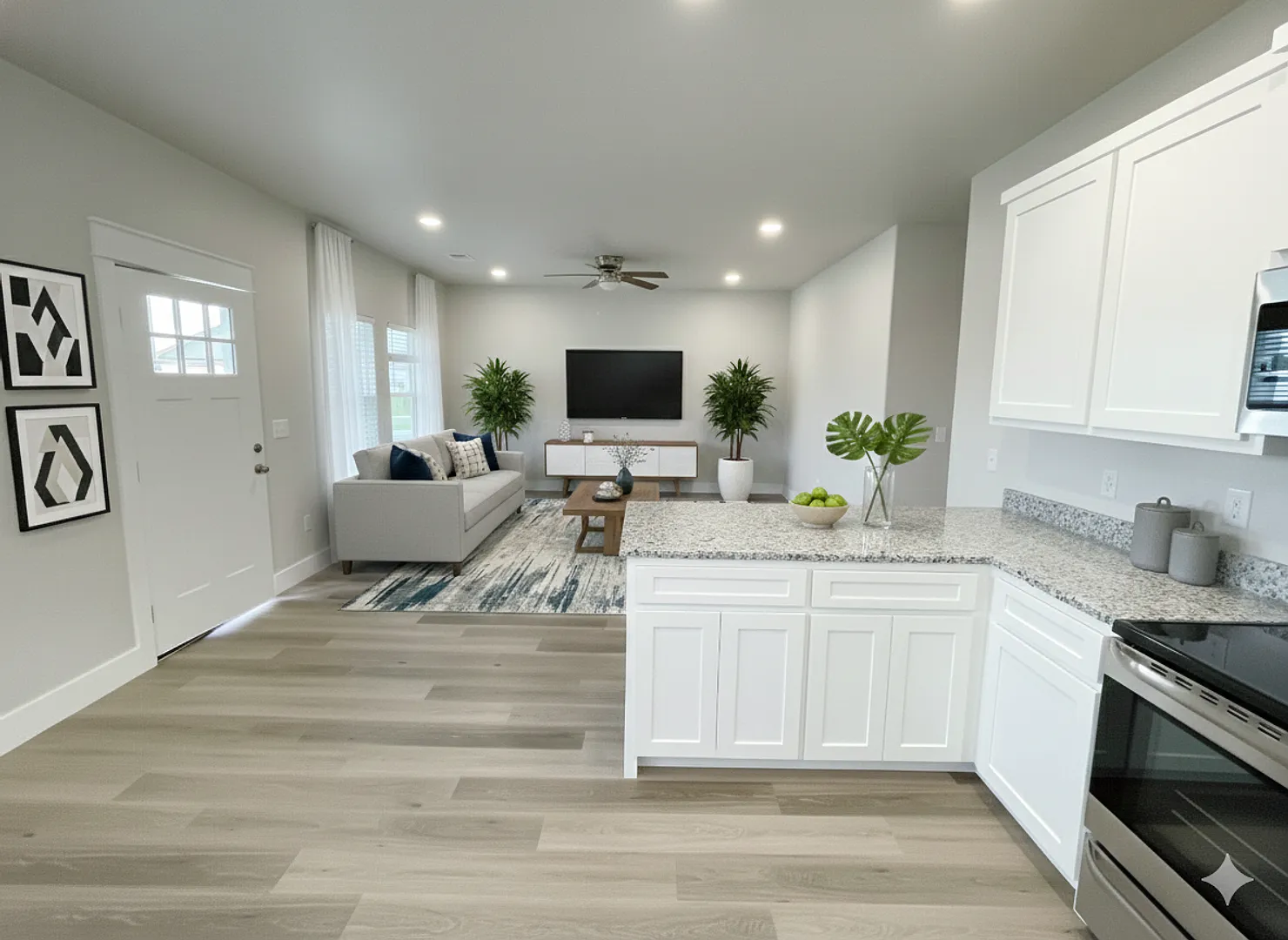 Adorable home in a quiet neighborhood — Photo 3