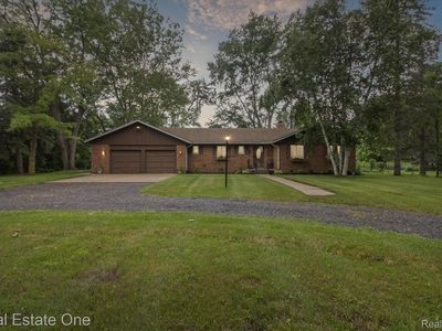 3920 Childs Lake Rd, Milford, MI, 48381