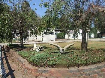 3rd image of 5550 Orchid Dr NE