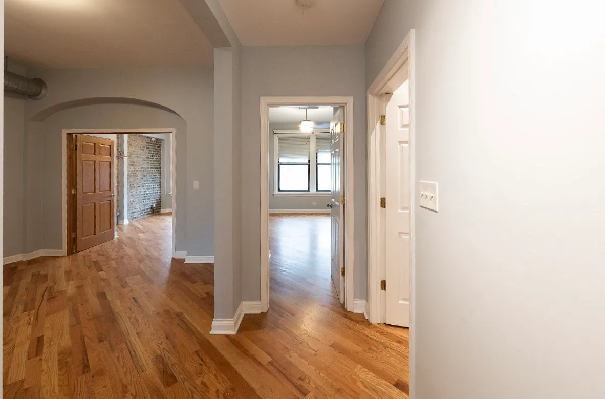 4 bed, 2200 sqft, $4,750 — Photo 1