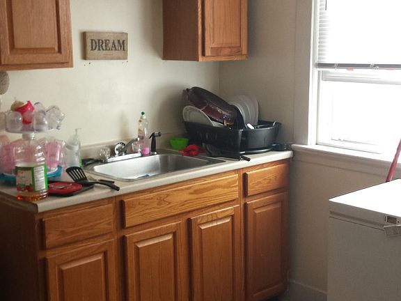 3rd image of 336-338 Sandford Ave