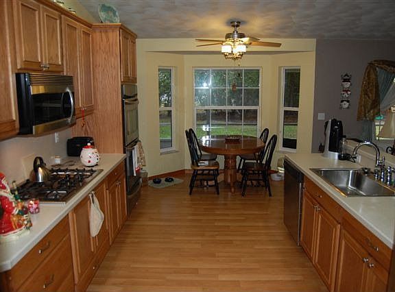 2nd image of 64 Bainbridge Ln