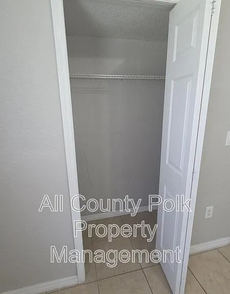 712 Bryon Ct — Photo 12