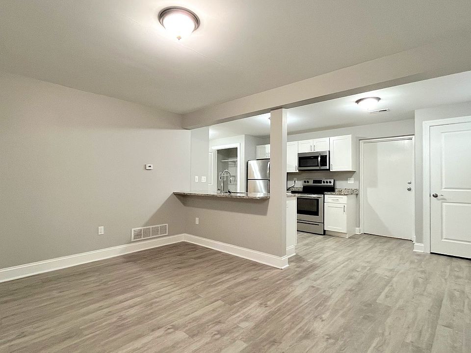 1st image of 2629 Elmwood Ave APT 9