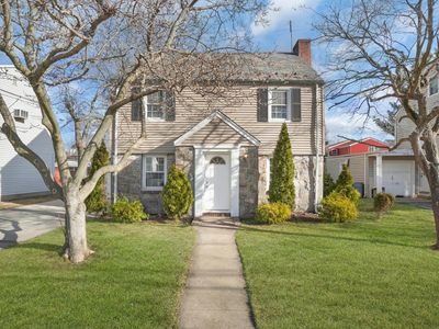 36 Perry St, Hempstead, NY, 11550