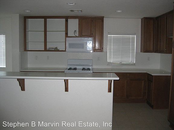 5th image of 1724 Granville Way