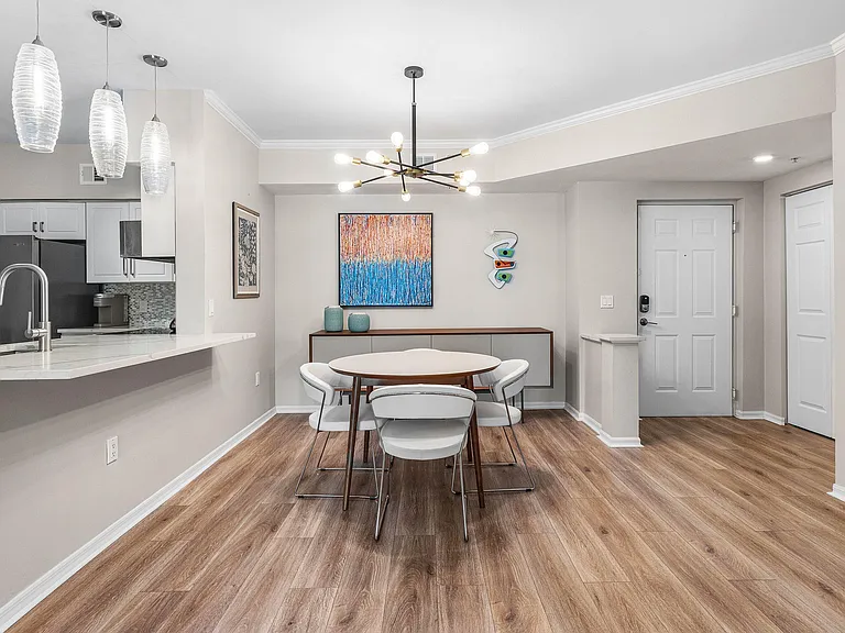 1210 Tuscany Way — Photo 4