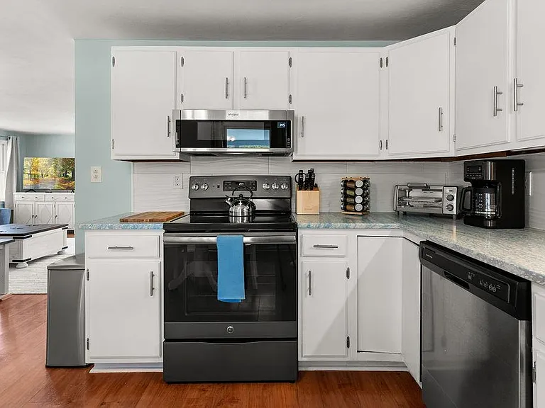 911 Ocean Blvd #9 — Photo 12