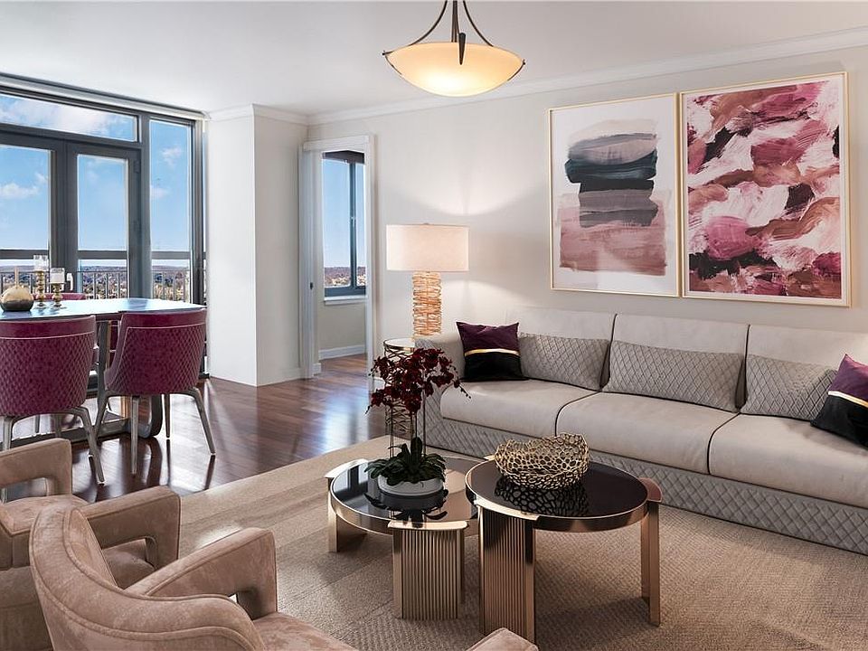1st image of 10 City Place #PH3F