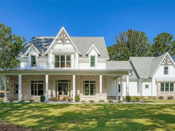 846 Holland Rd, Powder Springs, GA 30127