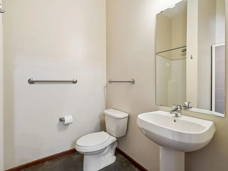 2650 University Ave W #109 — Photo 3