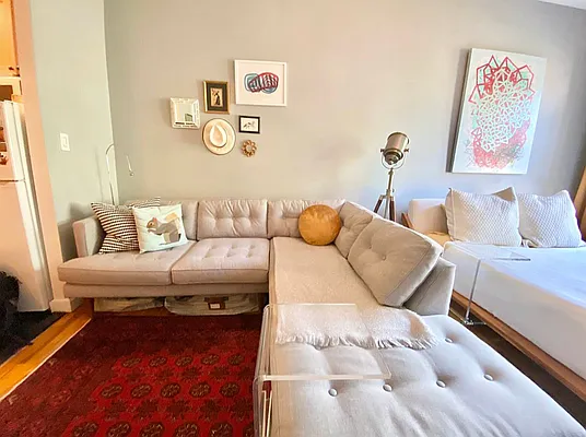 Rented by J PRESTON AND ASSOCIATES INC | media 9