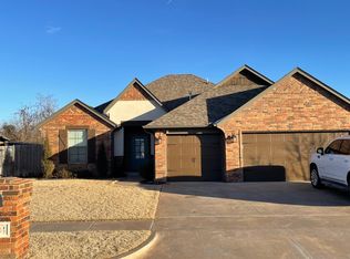 2604 Coles Creek Ln, Yukon, OK 73099