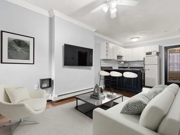 186 Salem St APT 3, Boston, MA 02113
