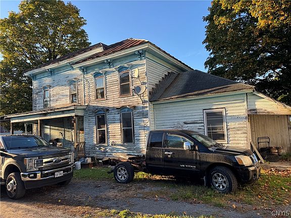 2nd image of 9604 Maple Ave