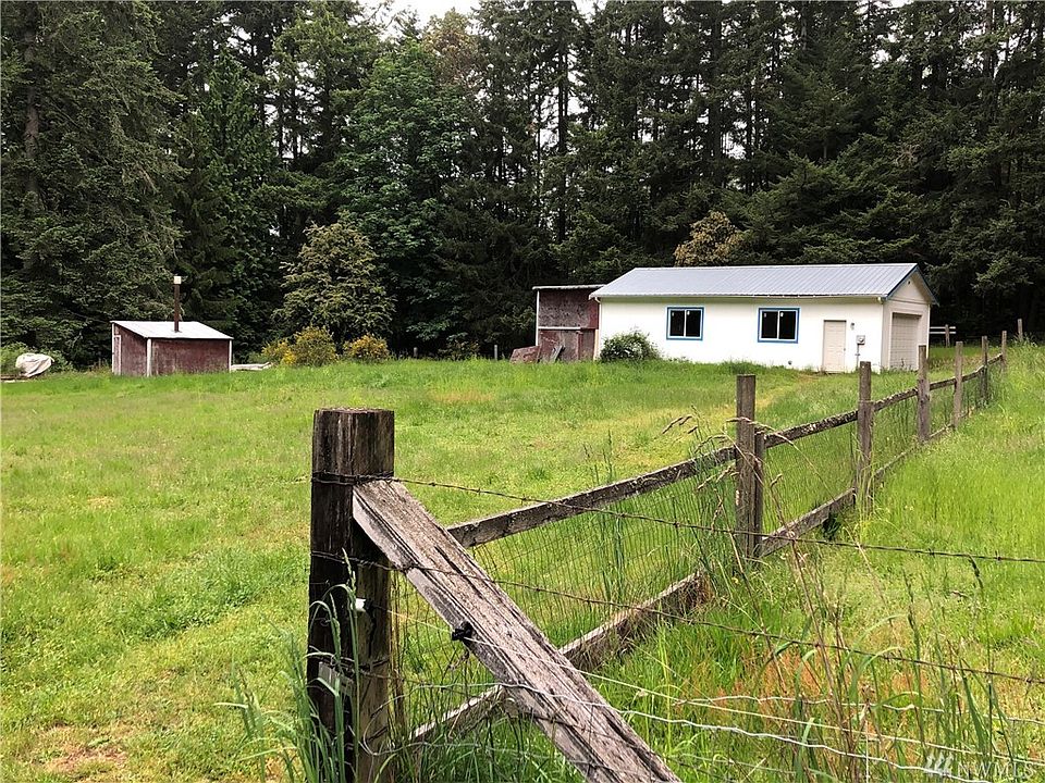 2nd image of 4110 NE Lincoln Rd