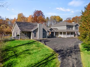 124-126 Stone Quarry Rd, Halfmoon, NY 12065