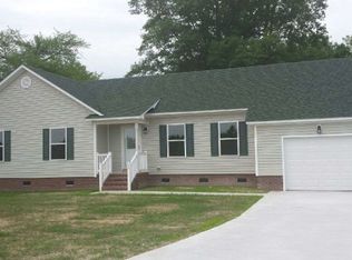 127 Riverwood Dr, Hertford, NC 27944